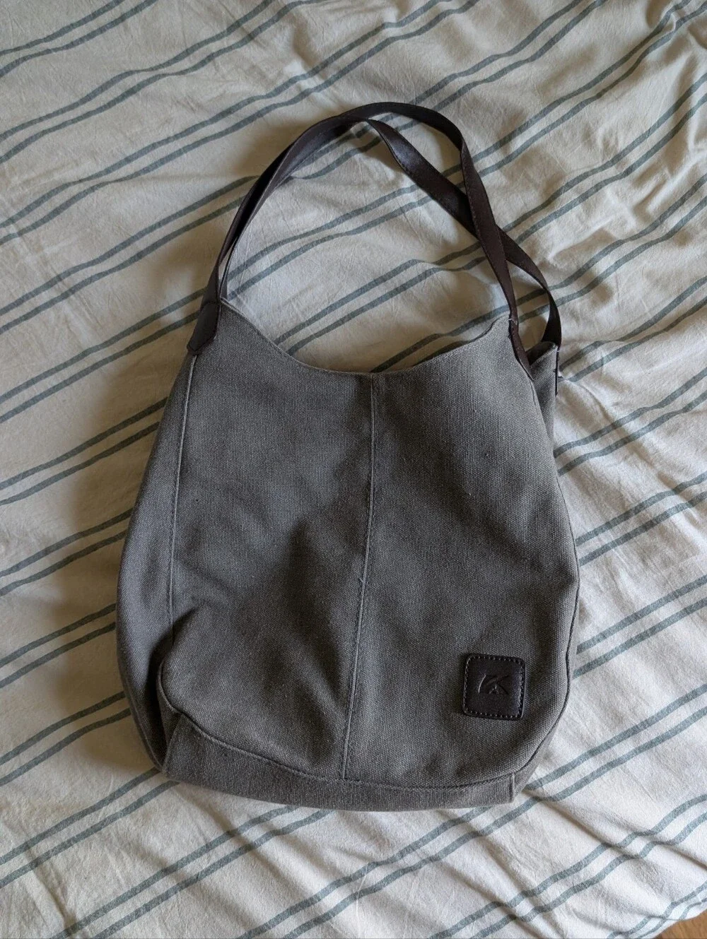 Cute Functional Brown Bag With Lots Of Pockets